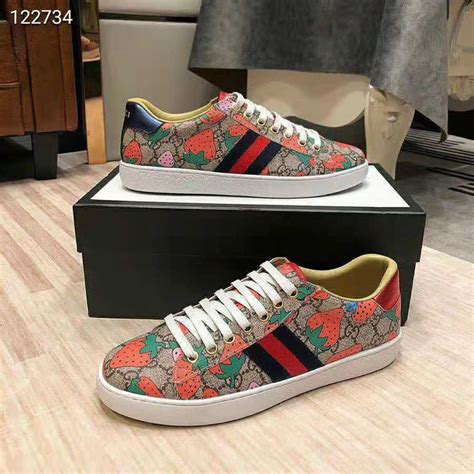 female gucci sneakers